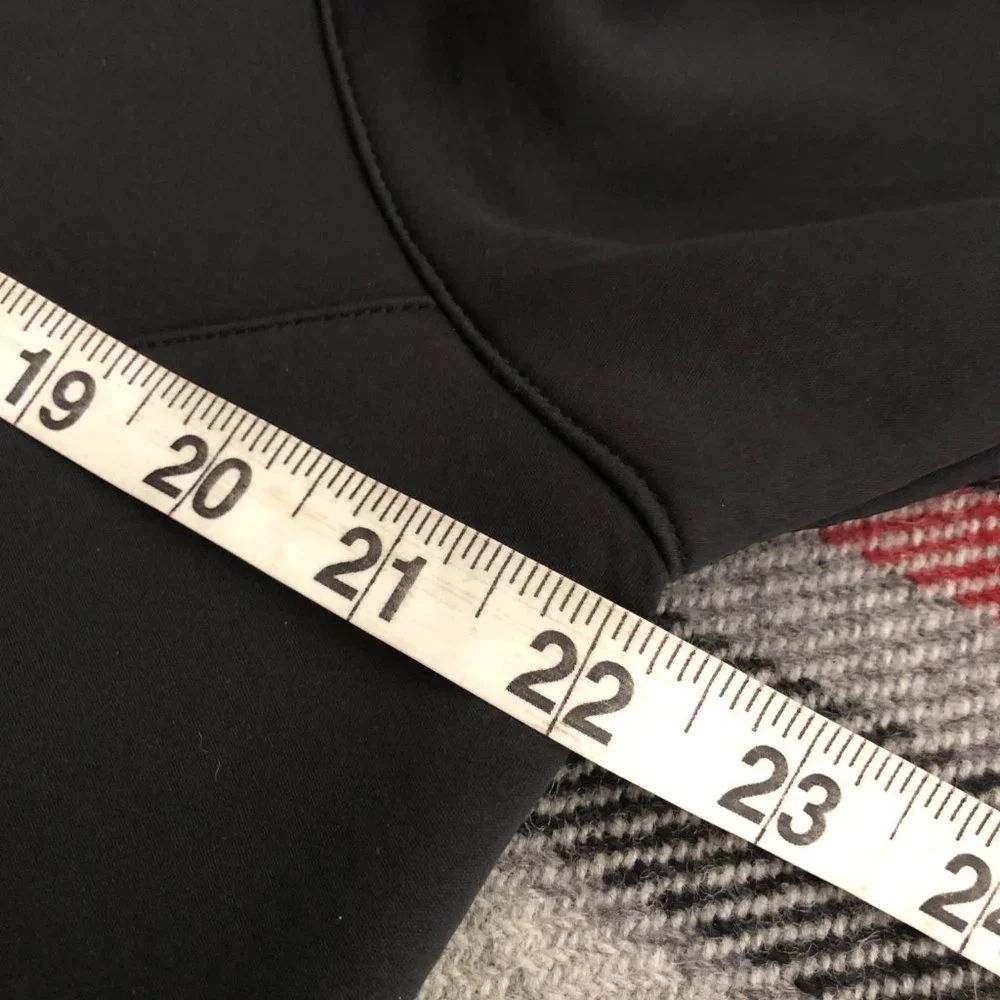 ZERO RESTRICTION Men's Black & Yellow Golf Performance Half Zip - Size MEDIUM - Picture 14 of 15